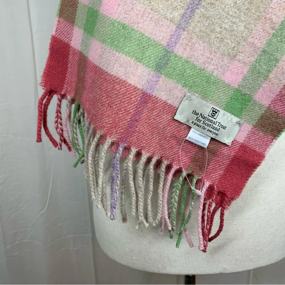 The‎ National Trust for Scotland 100% Lambswool Plaid Scarf Pink Green Lilac